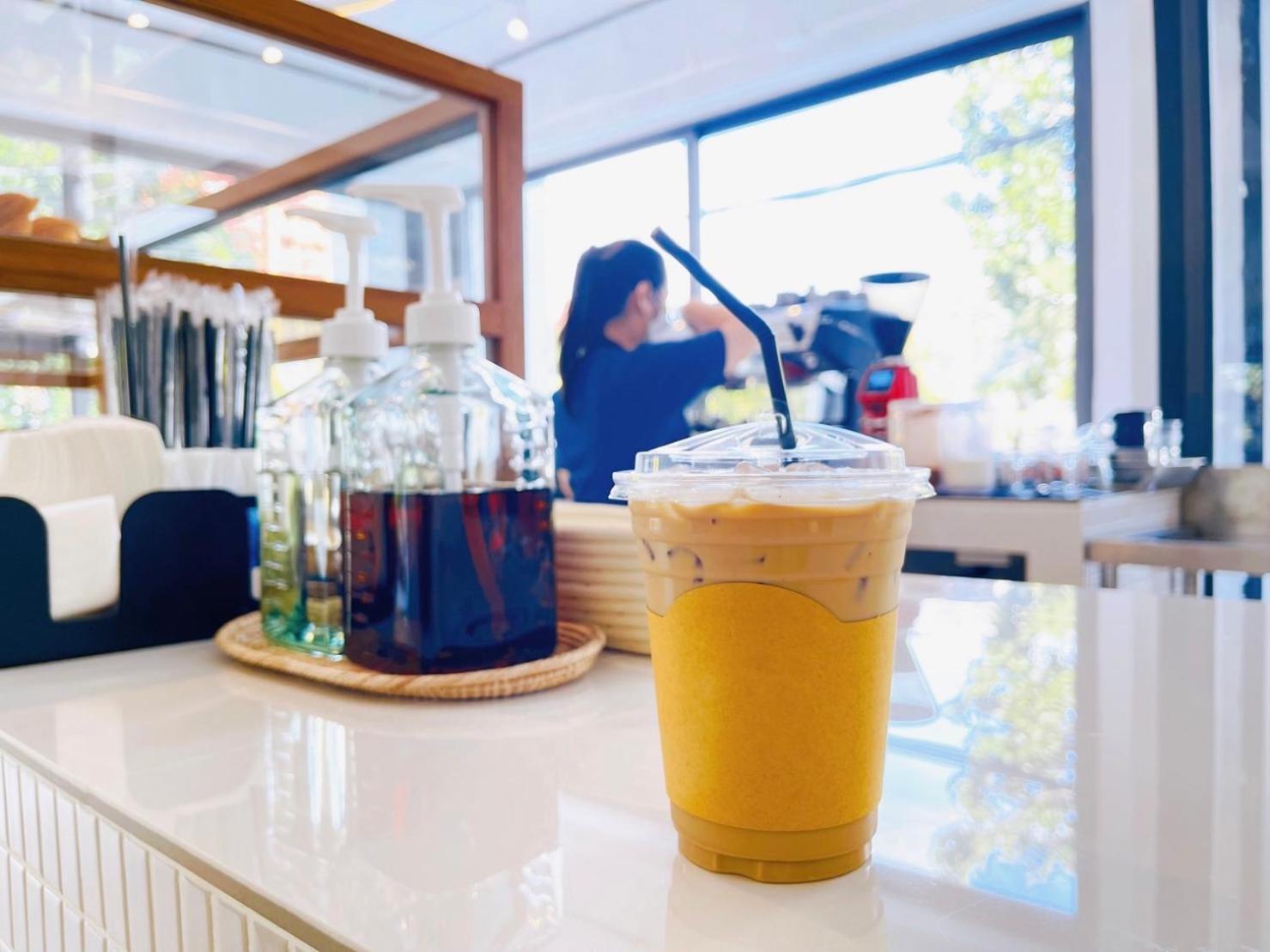 The Corner มุมม่วน คาเฟ่ แอนด์ โฮสเทล Mummuan Hostel Τσιάνγκ Μάι Εξωτερικό φωτογραφία