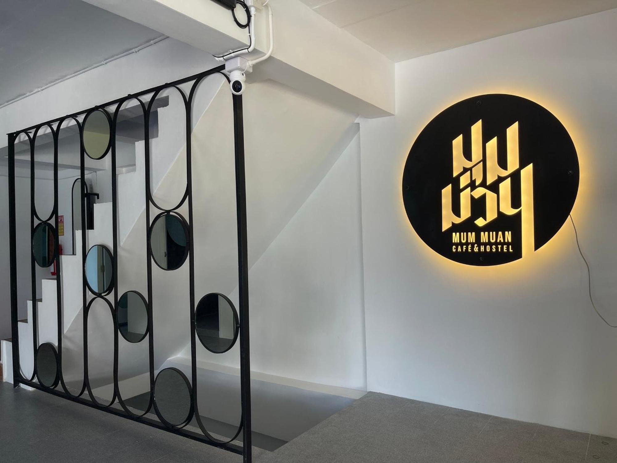 The Corner มุมม่วน คาเฟ่ แอนด์ โฮสเทล Mummuan Hostel Τσιάνγκ Μάι Εξωτερικό φωτογραφία